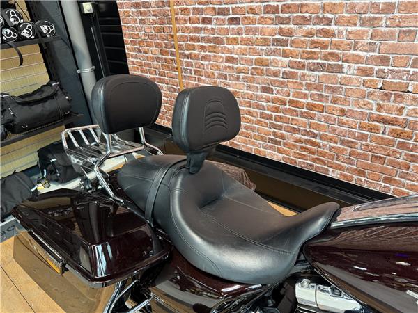 2011 HARLEY-DAVIDSON STREET GLIDE