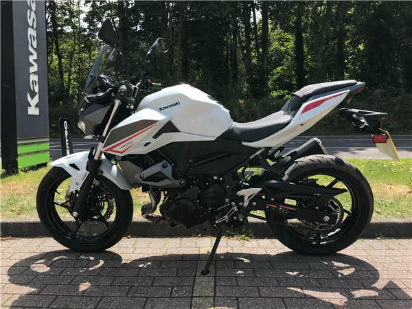 2023 Kawasaki Z400