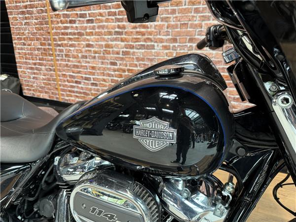 2021 HARLEY-DAVIDSON STREET GLIDE