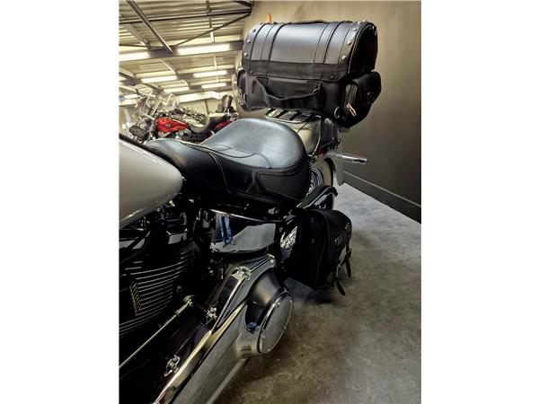 2020 HARLEY-DAVIDSON DELUXE