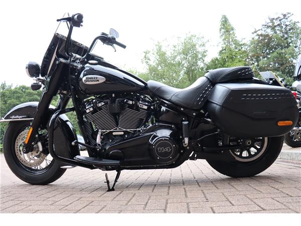 2021 HARLEY-DAVIDSON SOFTAIL FLHCS HERITAGE CLASSIC 114
