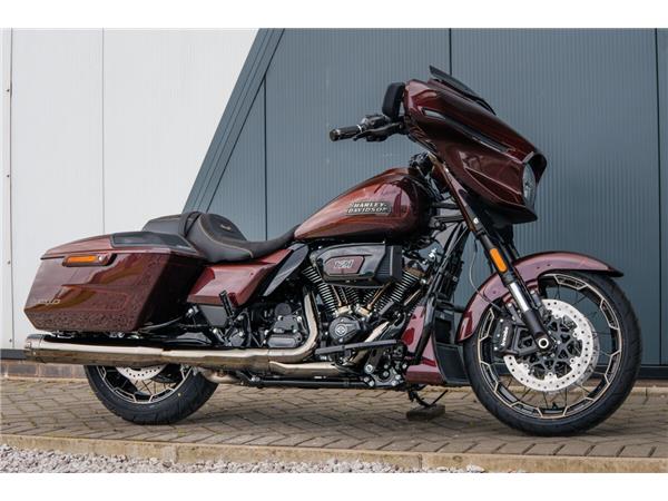 2017 Harley-Davidson CVO Street Glide