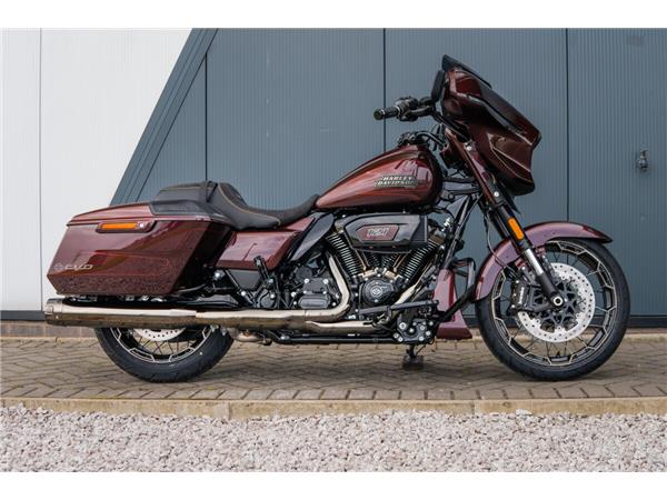 2017 Harley-Davidson CVO Street Glide