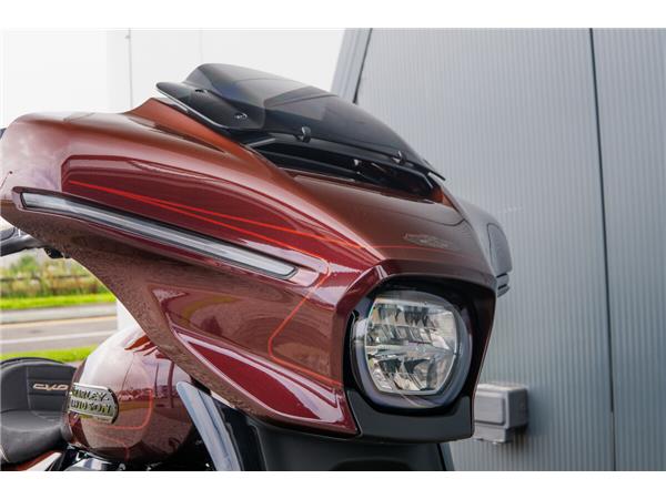2017 Harley-Davidson CVO Street Glide
