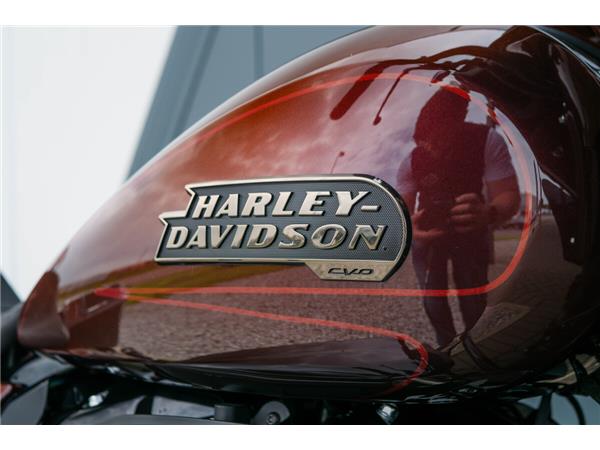 2017 Harley-Davidson CVO Street Glide