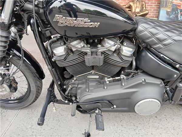 2019 HARLEY-DAVIDSON STREET BOB
