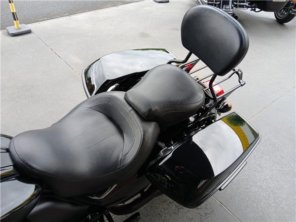 2022 HARLEY-DAVIDSON STREET GLIDE