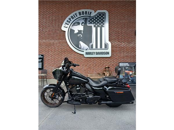 2022 HARLEY-DAVIDSON STREET GLIDE
