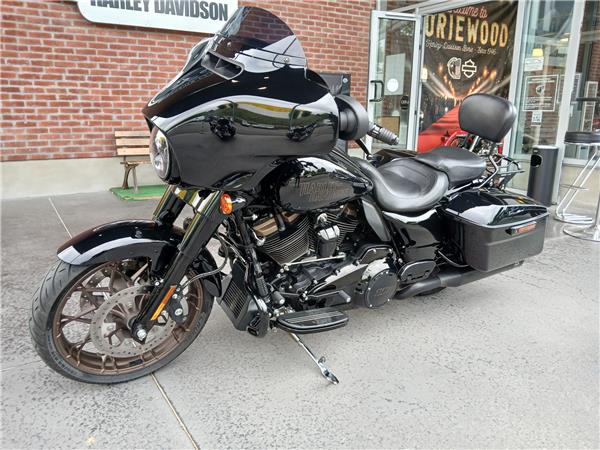 2022 HARLEY-DAVIDSON STREET GLIDE