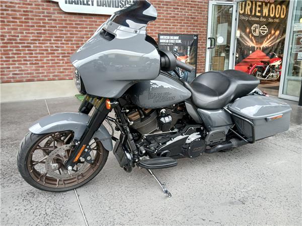 2022 HARLEY-DAVIDSON STREET GLIDE