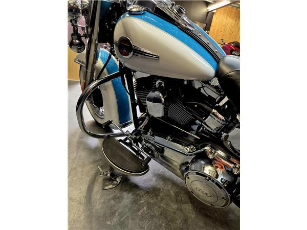 2017 HARLEY-DAVIDSON HERITAGE