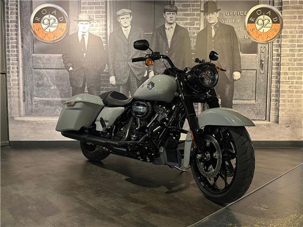 2025 HARLEY-DAVIDSON ROAD KING