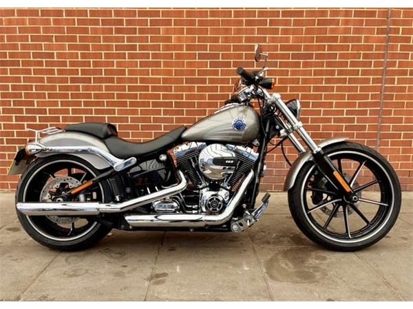 2016 HARLEY-DAVIDSON SOFTAIL FXBR BREAKOUT
