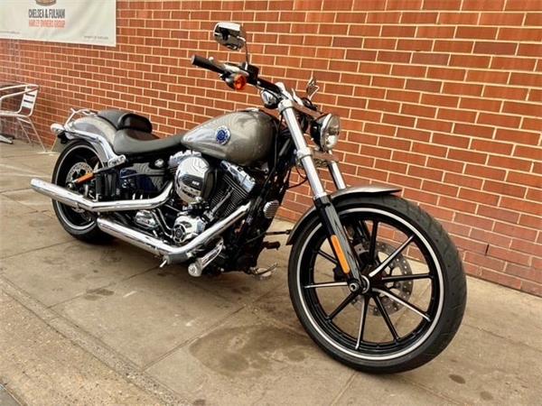 2016 HARLEY-DAVIDSON SOFTAIL FXBR BREAKOUT