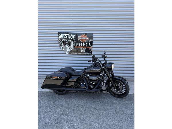 2017 HARLEY-DAVIDSON ROAD KING