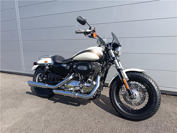2018 HARLEY-DAVIDSON CUSTOM