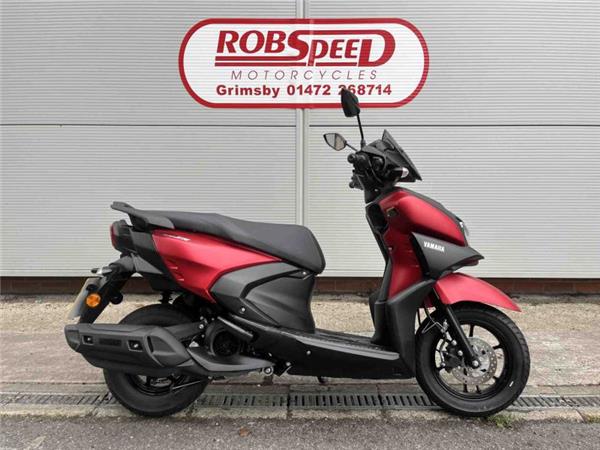 2024 Yamaha RayZR 125 Red