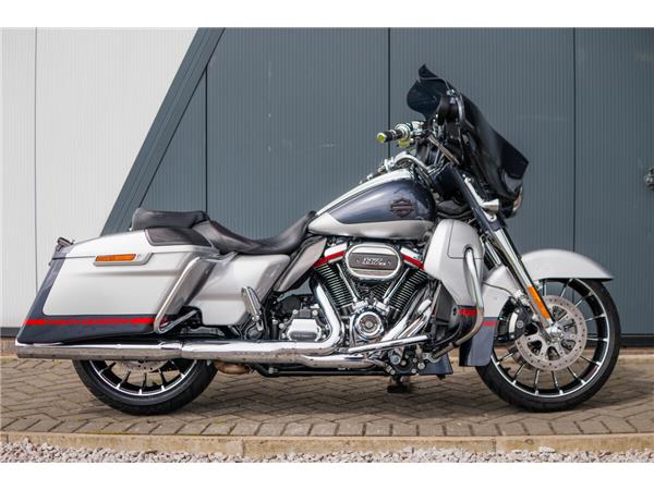 2017 Harley-Davidson CVO Street Glide