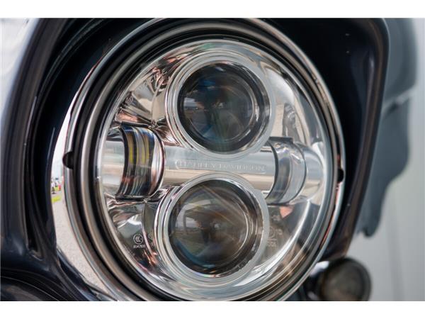 2017 Harley-Davidson CVO Street Glide