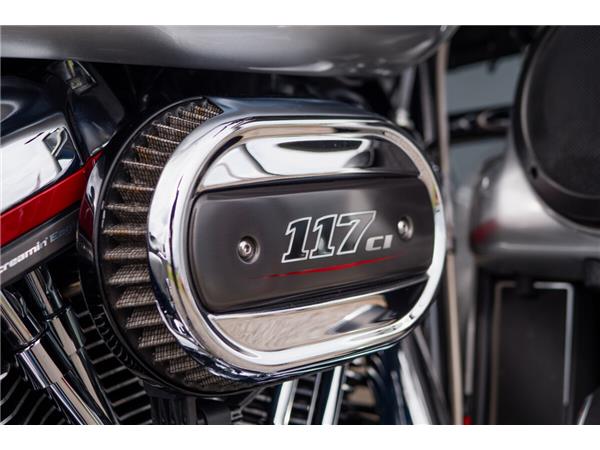 2017 Harley-Davidson CVO Street Glide
