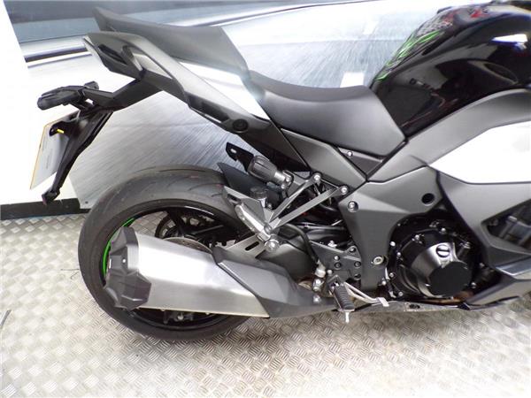 2025 Kawasaki Ninja 1000SX