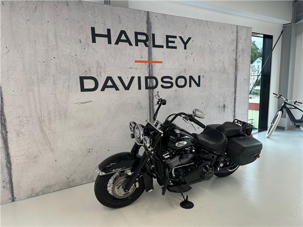 2021 harley-davidson FLHCS 1868 Heritage Classic 114
