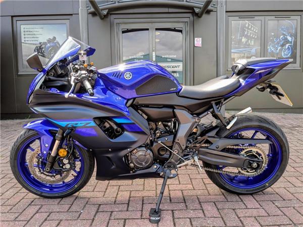 2024 Yamaha R7