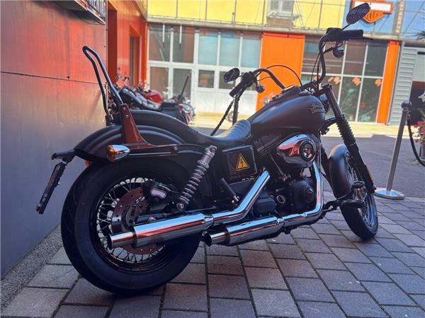 2017 Harley-Davidson Dyna Street Bob FXDB