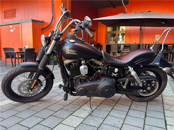 2017 Harley-Davidson Dyna Street Bob FXDB