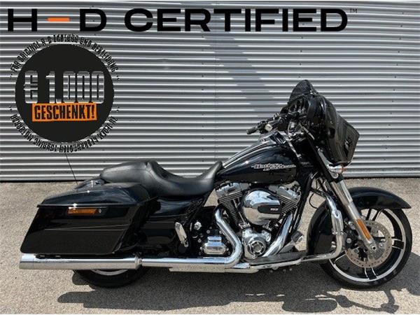 2016 Harley-Davidson Touring Street Glide Special FLHXS