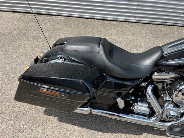 2016 Harley-Davidson Touring Street Glide Special FLHXS