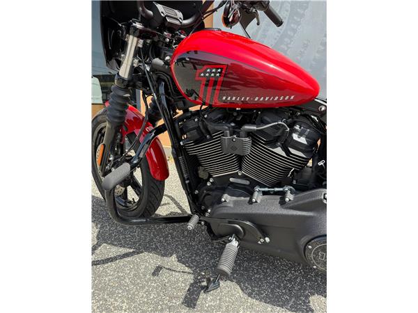 Harley-Davidson Softail FXBBS - Street Bob