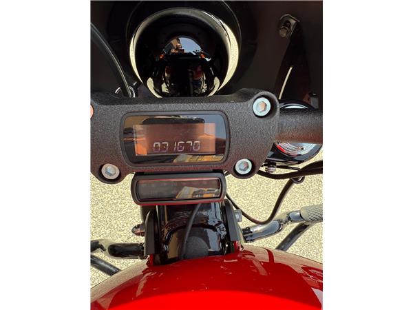 Harley-Davidson Softail FXBBS - Street Bob