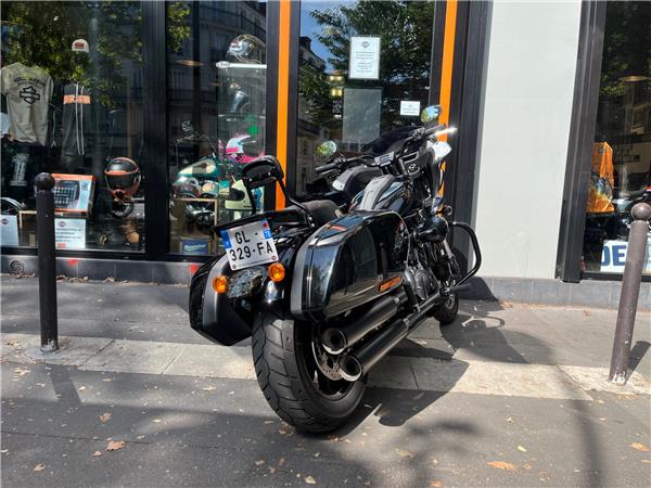 2022 HARLEY-DAVIDSON LOW RIDER