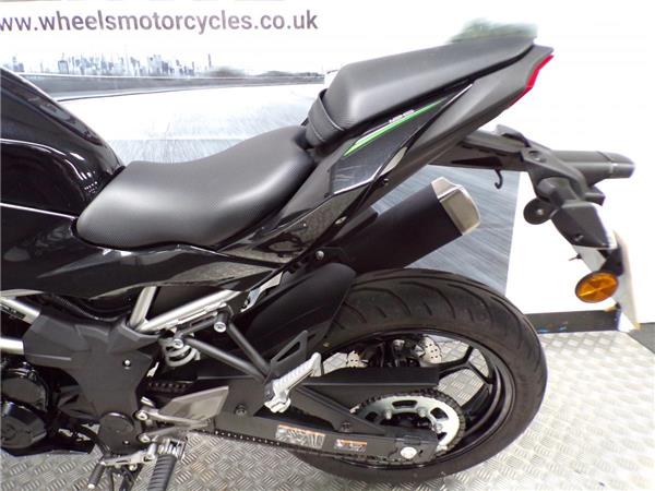 2025 Kawasaki Z125