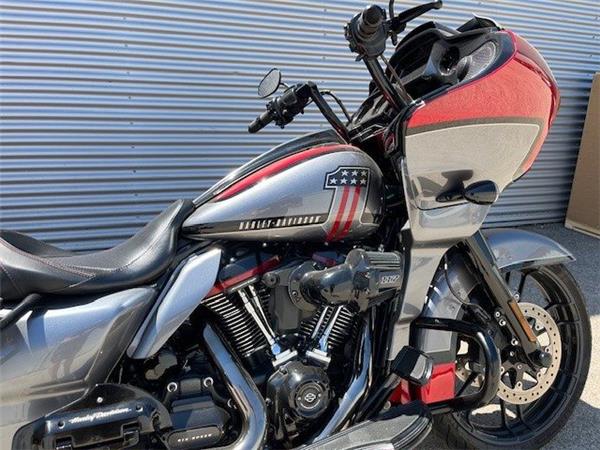 2019 Harley-Davidson CVO Road Glide FLTRXSE