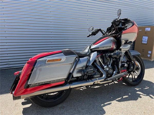 2019 Harley-Davidson CVO Road Glide FLTRXSE