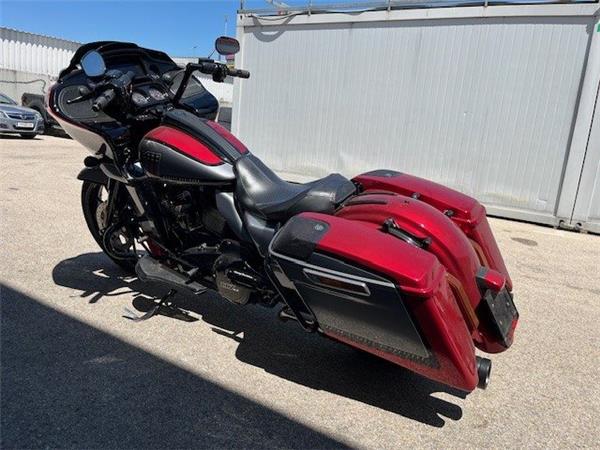 2019 Harley-Davidson CVO Road Glide FLTRXSE