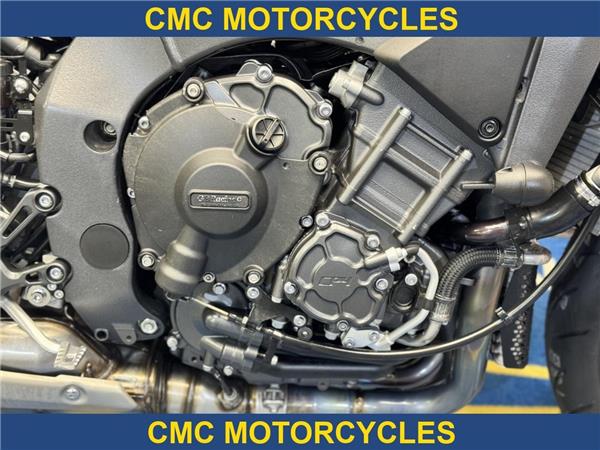  Yamaha MT-10 MT-10