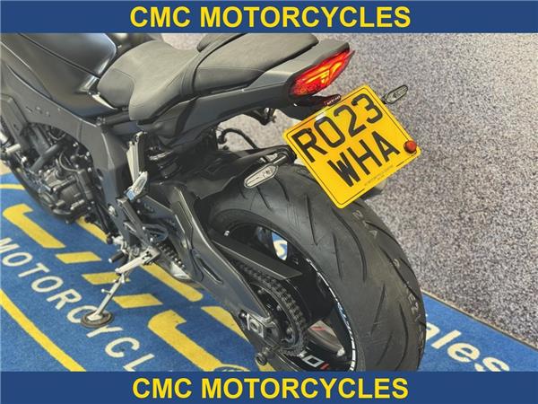  Yamaha MT-10 MT-10