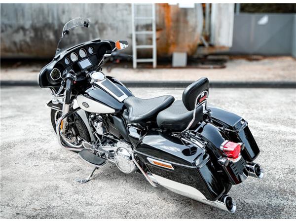 Police Electra Glide 