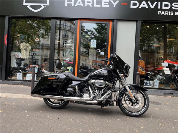 2022 HARLEY-DAVIDSON STREET GLIDE