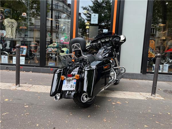 2022 HARLEY-DAVIDSON STREET GLIDE