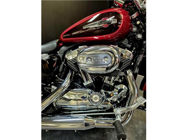 2012 HARLEY-DAVIDSON CUSTOM
