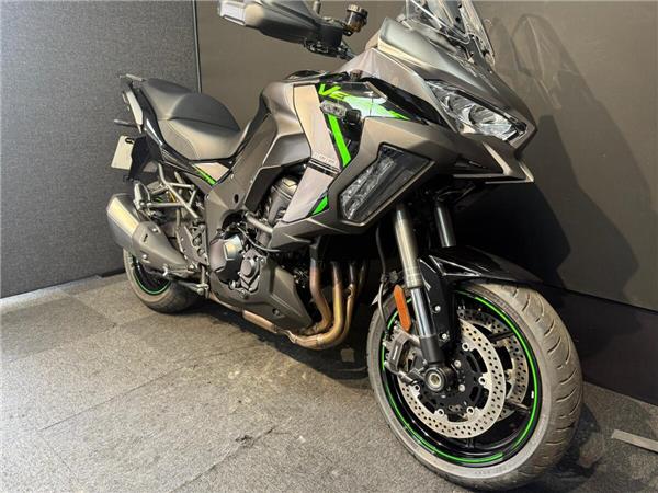 2025 Kawasaki Versys 1100