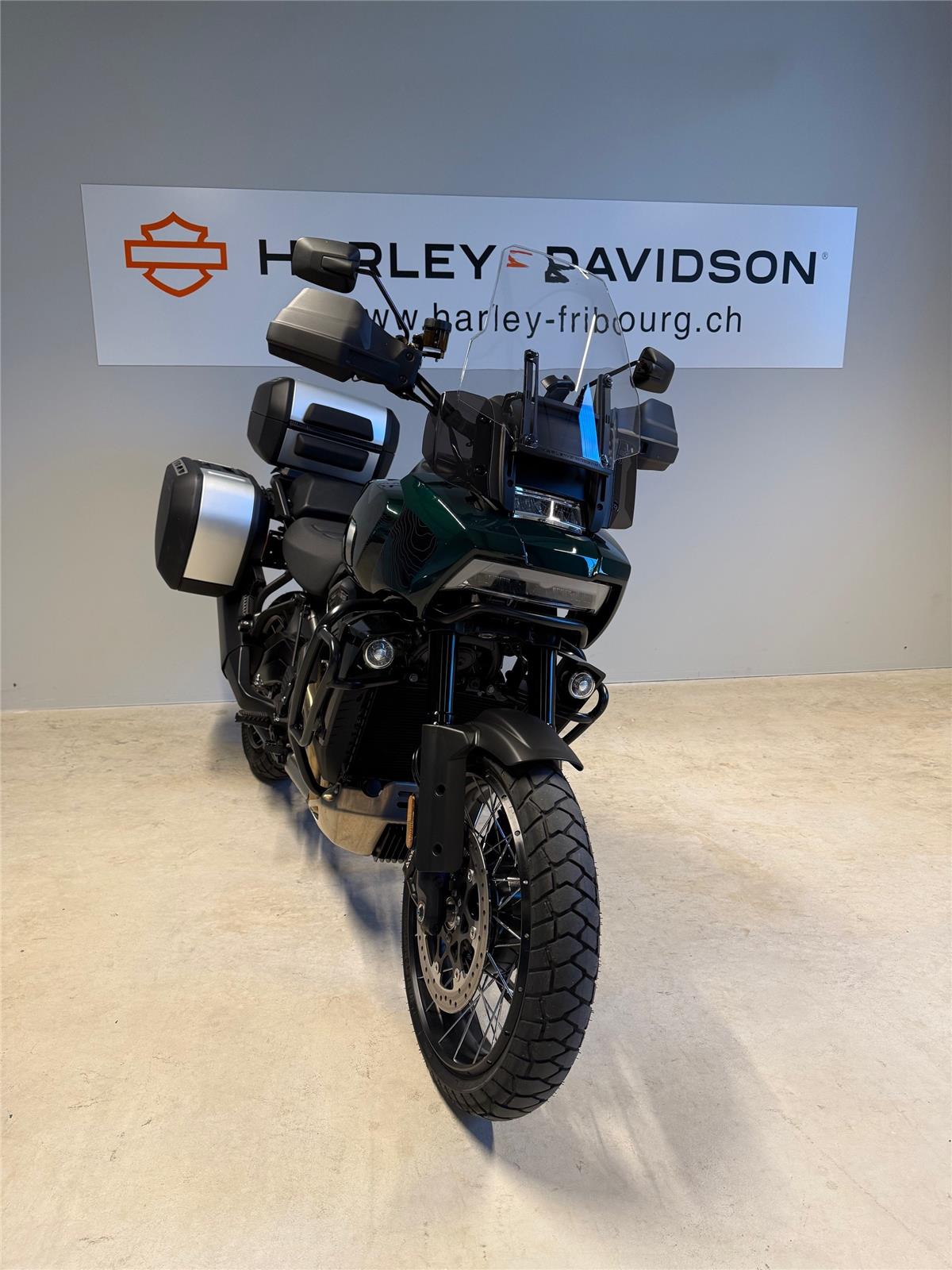 2025 harley-davidson RA Pan America 1250 Special