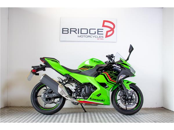 2024 KAWASAKI NINJA 400