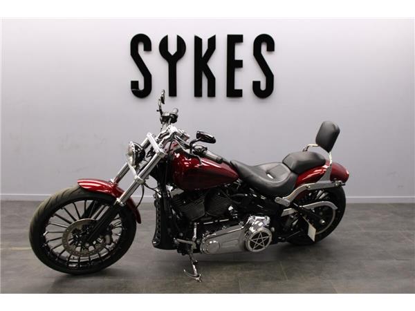 2016 Harley-Davidson Breakout