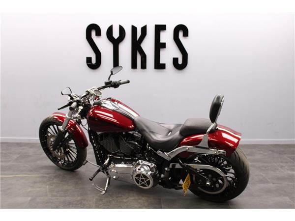 2016 Harley-Davidson Breakout