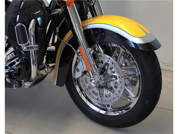 FLHTCUSE ULTRA CLASSIC CVO MY2012